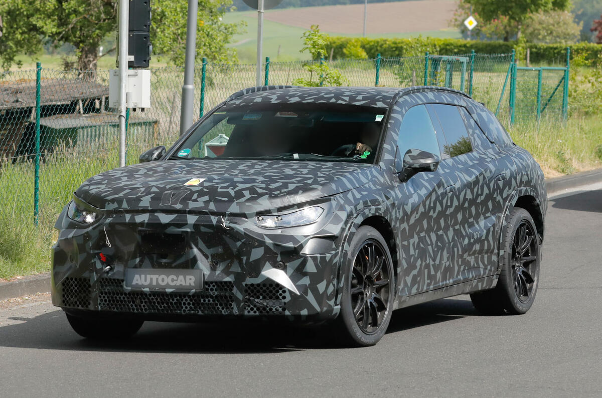 首次脱离奔驰主导开发，全新梅赛德斯-AMG 纯电 SUV 马力将达千匹