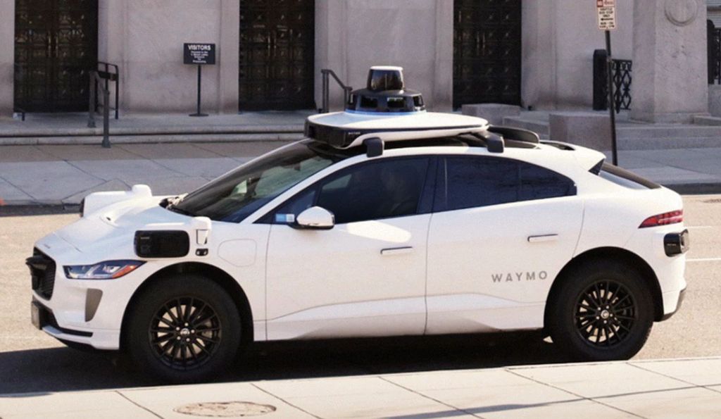 翻倍仅用 5 个月：Waymo 无人驾驶网约车服务加速商业化，累计完成 1000 万次行程
